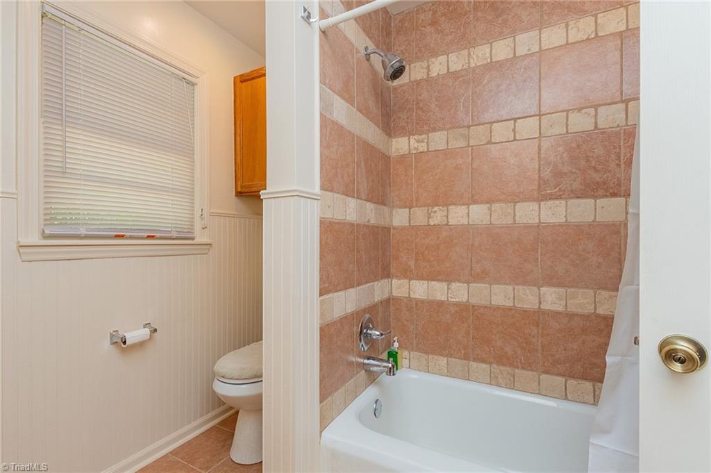 3035 Plantation Road Winston-Salem, NC 27105 - Photo 24 of 28