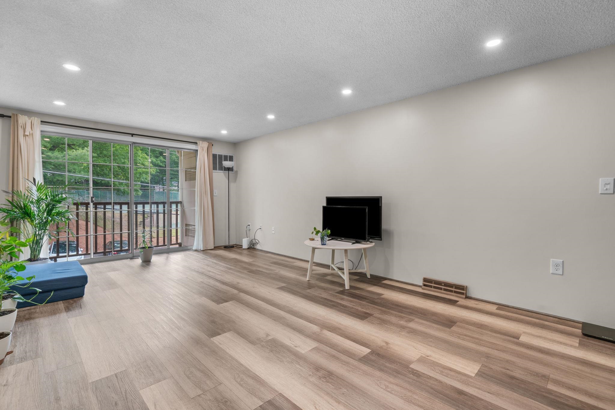 184 Cannongate III Road, Unit 184 Nashua, NH 03063 - Photo 10 of 32