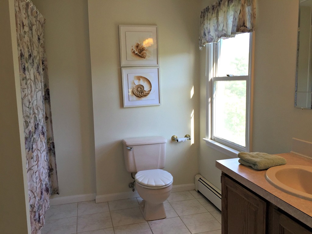 67 Fox Run Road Bellingham, MA 02019 - Photo 8 of 14 Gallery Image 8
