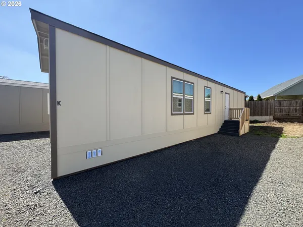 $115,000 | 1085 West 1st Avenue, Unit K, Junction City, OR 97448