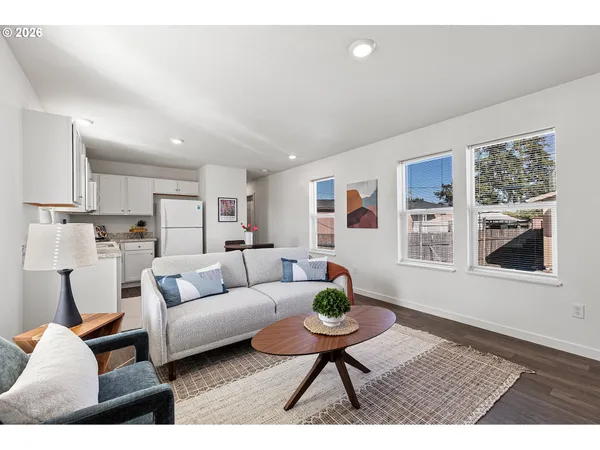 $115,000 | 1085 West 1st Avenue, Unit K, Junction City, OR 97448