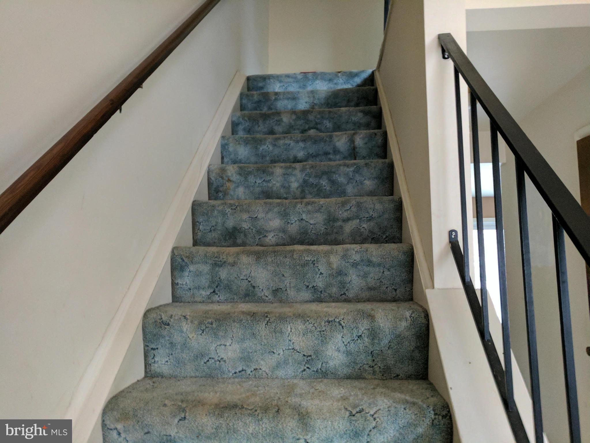 8553 Summit Road Pasadena, MD 21122 - Photo 8 of 11 Interior (General)