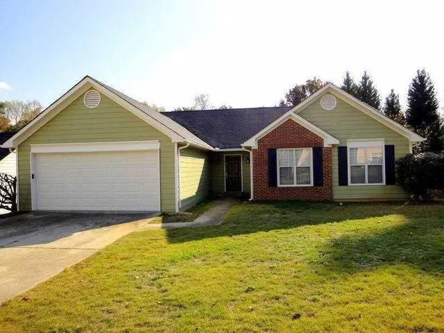 $1,825 | 4795 Brasac Drive, Stone Mountain, GA 30083
