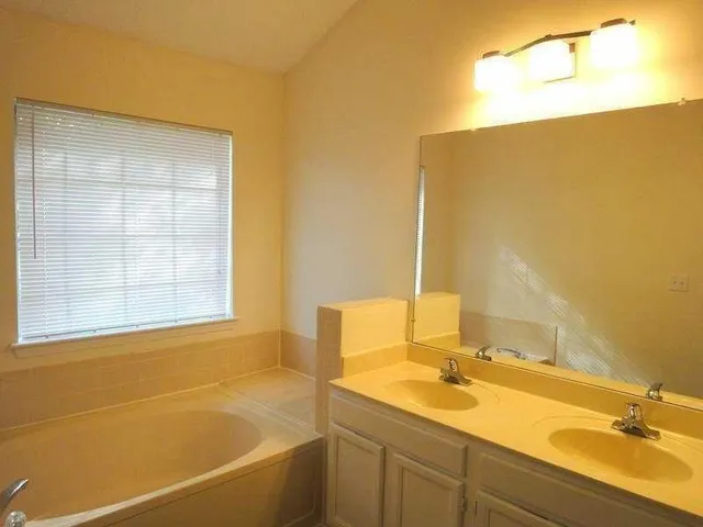 $1,825 | 4795 Brasac Drive, Stone Mountain, GA 30083