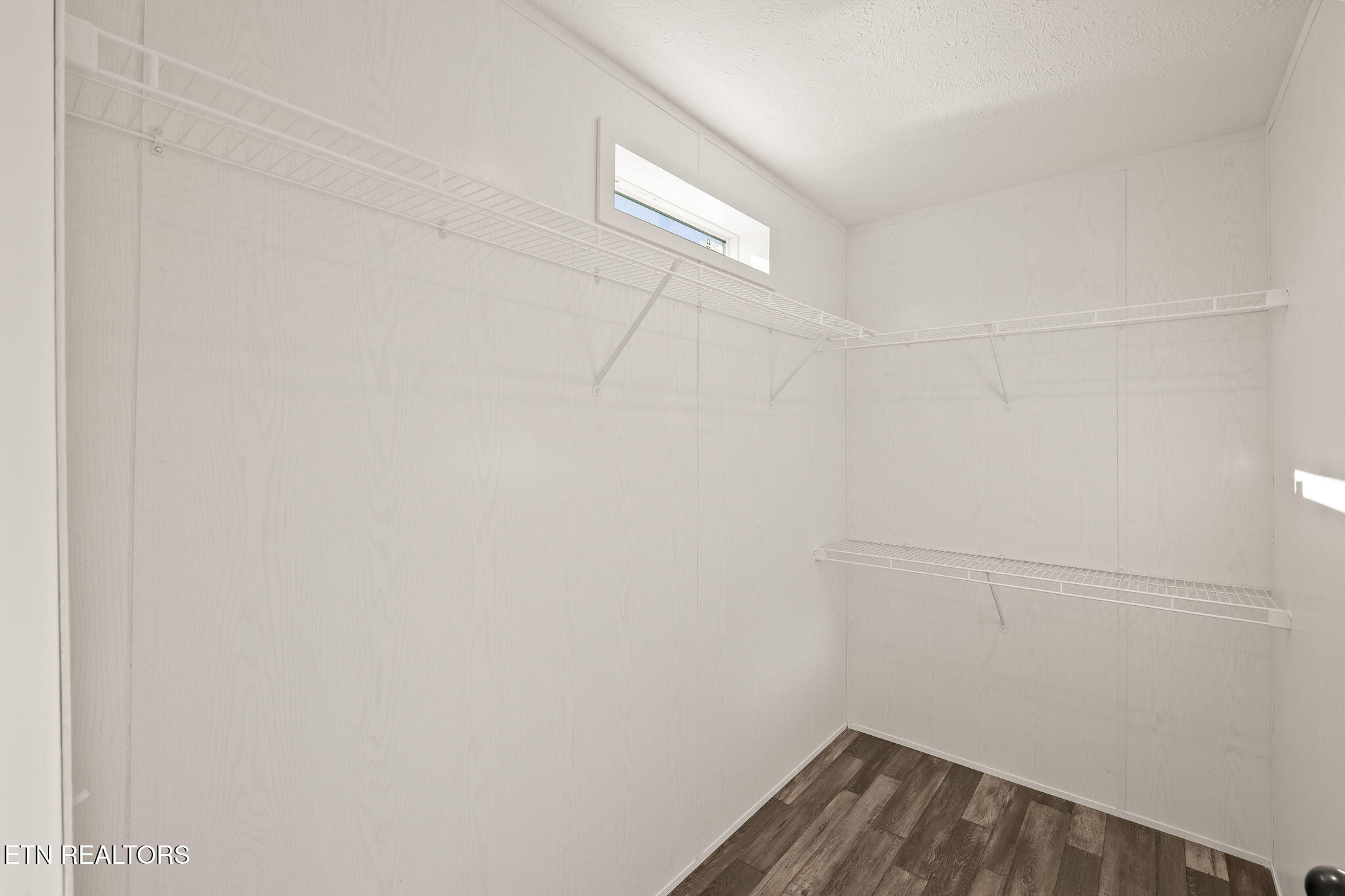 20 Pumpkintown Road Lafayette, TN 37083 - Photo 14 of 30 PRIMARY CLOSET