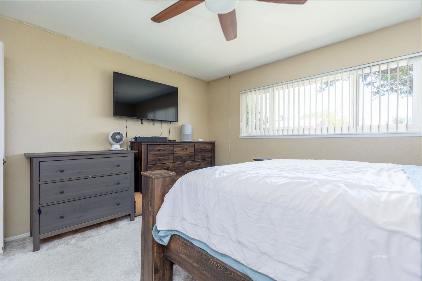 824 West Alene Avenue Ridgecrest, CA 93555 - Photo 17 of 27