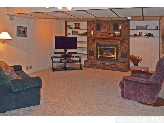 3040 Labore Road Little Canada, MN 55109 - Photo 12 of 18 Gallery Image 12