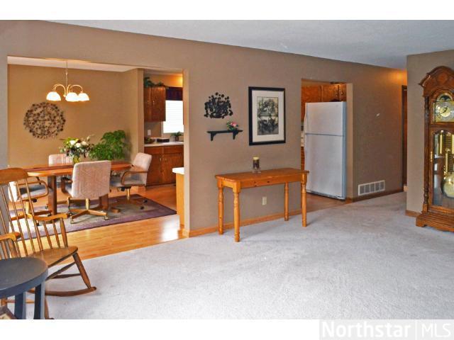 3040 Labore Road Little Canada, MN 55109 - Photo 6 of 18 Gallery Image 6
