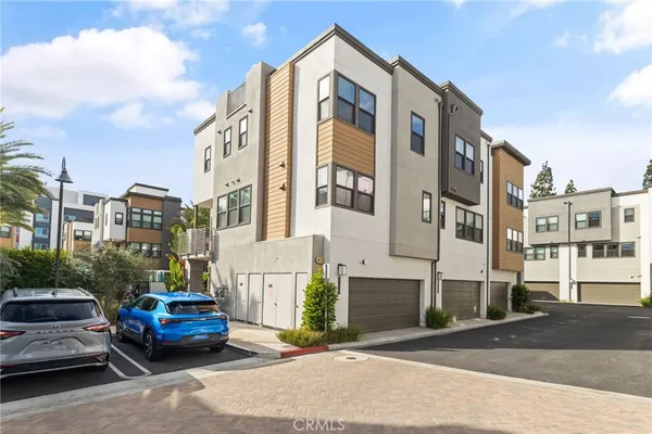 a car parked in front of a building