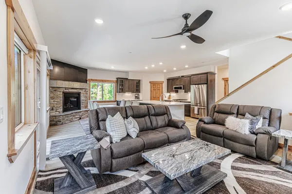 $829,000 | 6872 Timber Lane, Portola, CA 96122