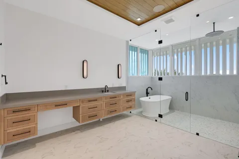 $4,900,000 | 330 Grove Place, Delray Beach, FL 33444