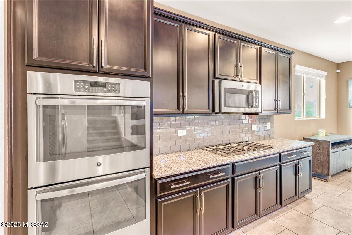 38897 South Running Roses Lane Tucson, AZ 85739 - Photo 11 of 43 15-DSC02871