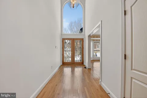 $1,350,000 | 5516 Thornbush Court, Bethesda, MD 20814