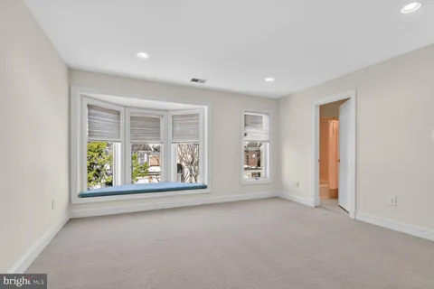 $1,350,000 | 5516 Thornbush Court, Bethesda, MD 20814