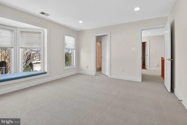 $1,350,000 | 5516 Thornbush Court, Bethesda, MD 20814