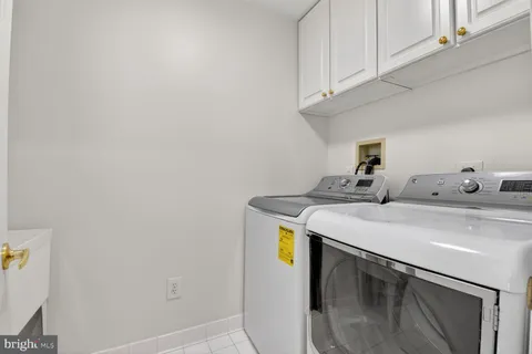 $1,350,000 | 5516 Thornbush Court, Bethesda, MD 20814