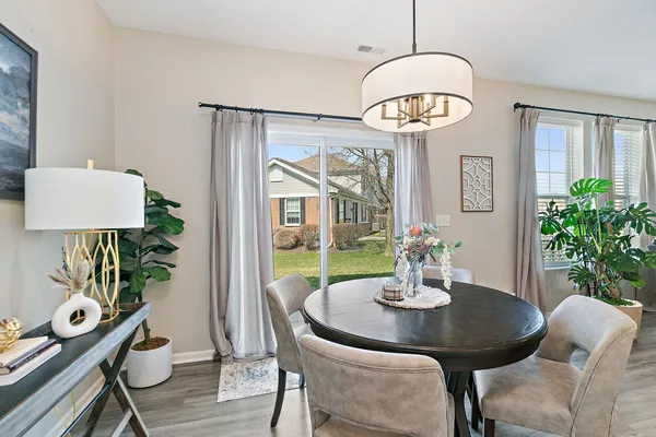 $295,000 | 1204 Draper Road, McHenry, IL 60050