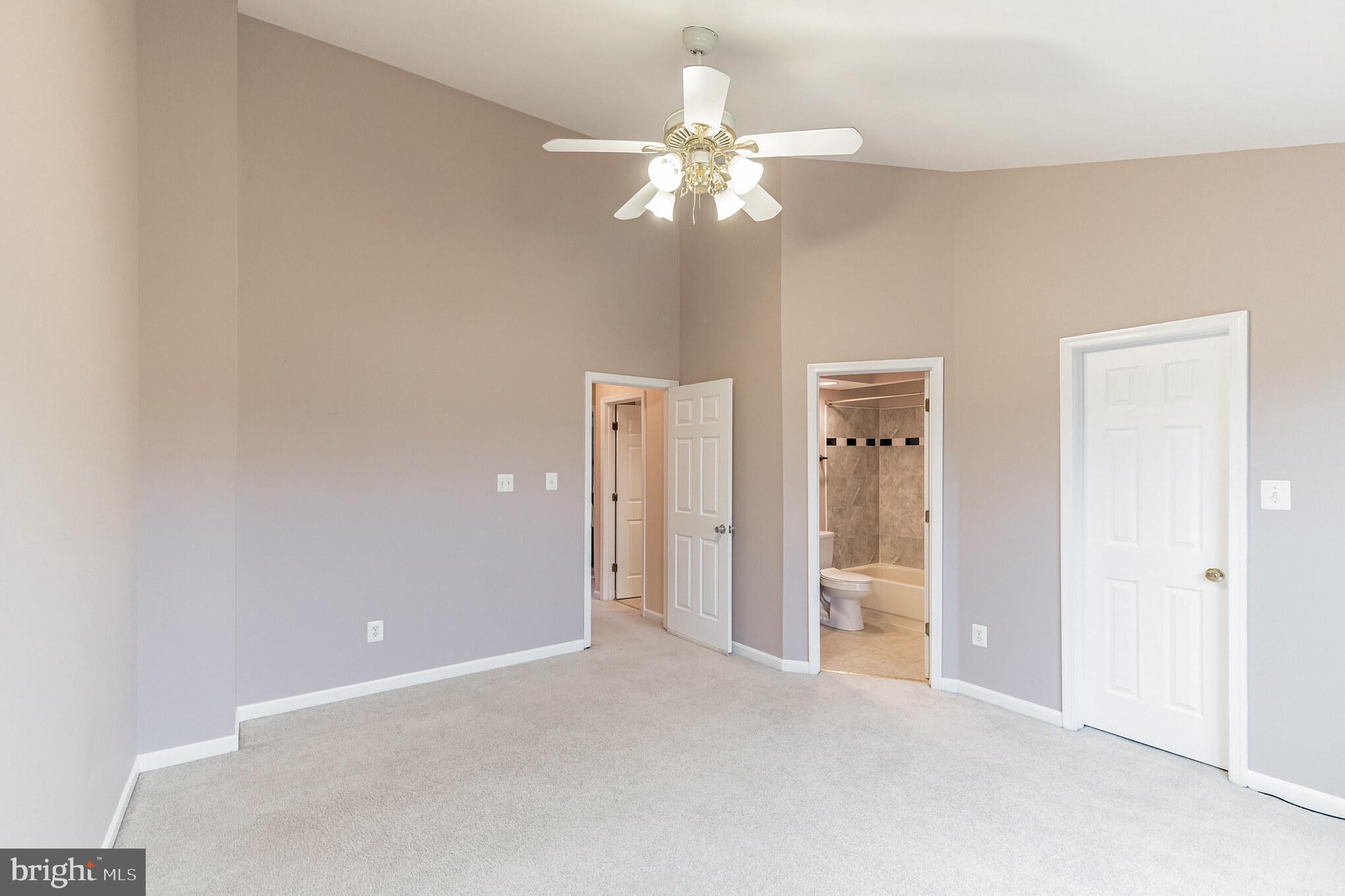 45597 Whitcomb Square Sterling, VA 20166 - Photo 15 of 30 Ceiling fan in master