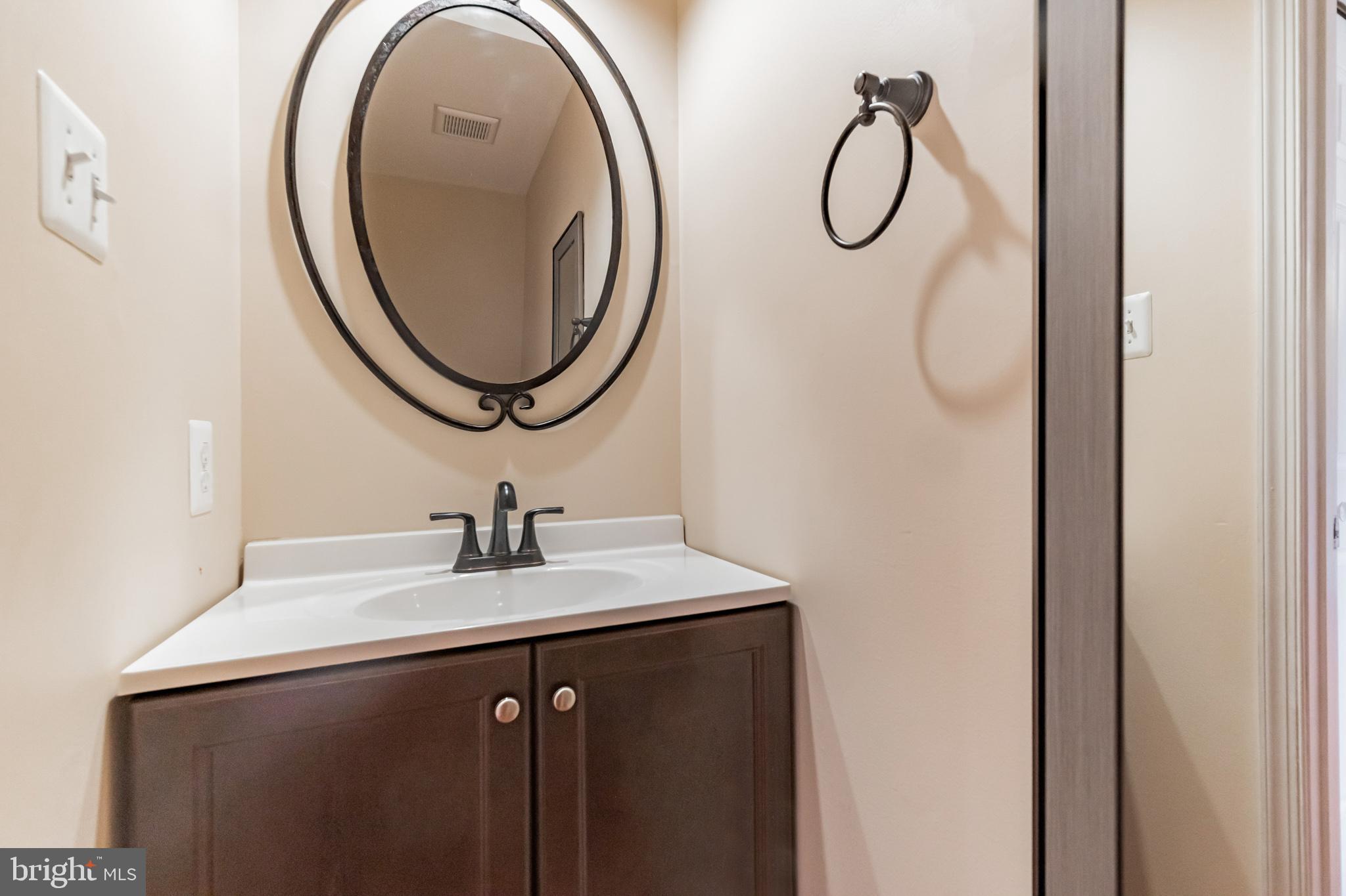 45597 Whitcomb Square Sterling, VA 20166 - Photo 23 of 30 Bathroom in basement