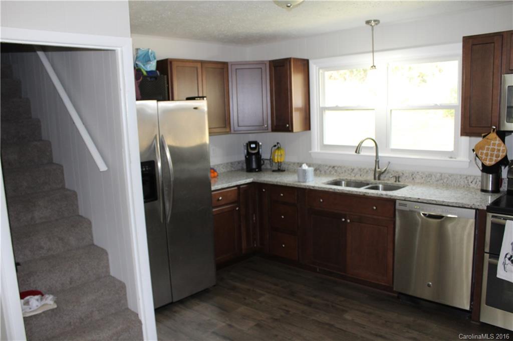 368 Bailey Road Candler, NC 28715 - Photo 16 of 24 Gallery Image 16