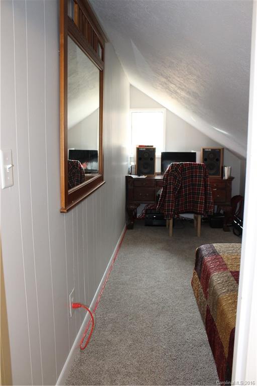 368 Bailey Road Candler, NC 28715 - Photo 20 of 24 Gallery Image 20