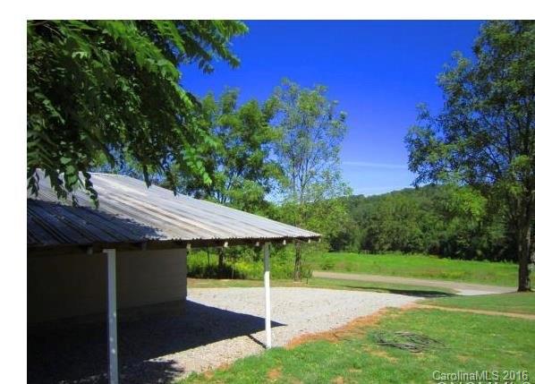 368 Bailey Road Candler, NC 28715 - Photo 3 of 24 Gallery Image 3