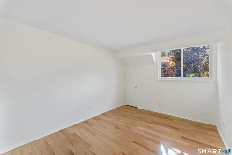 $270,000 | 69 Heritage Village, Unit C, Southbury, CT 06488