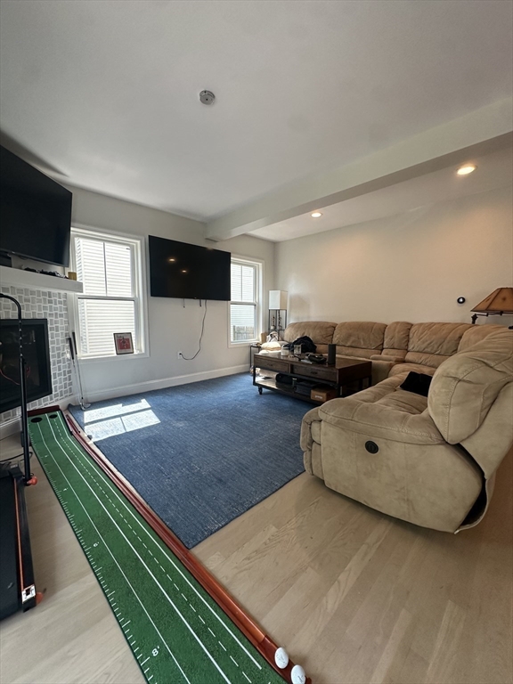 331 Savin Hill Avenue Boston, MA 02125 - Photo 4 of 18