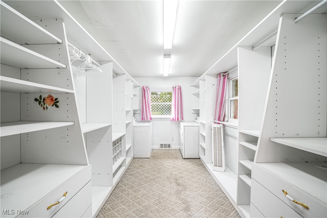 2822 Selkirk Bush Road Warren, OH 44481 - Photo 17 of 50 Spacious closet featuring independent washer and dryer