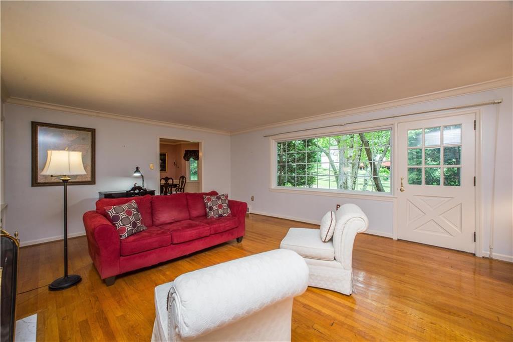 1536 Cochran Road Pittsburgh, PA 15243 - Photo 2 of 25 Gallery Image 2