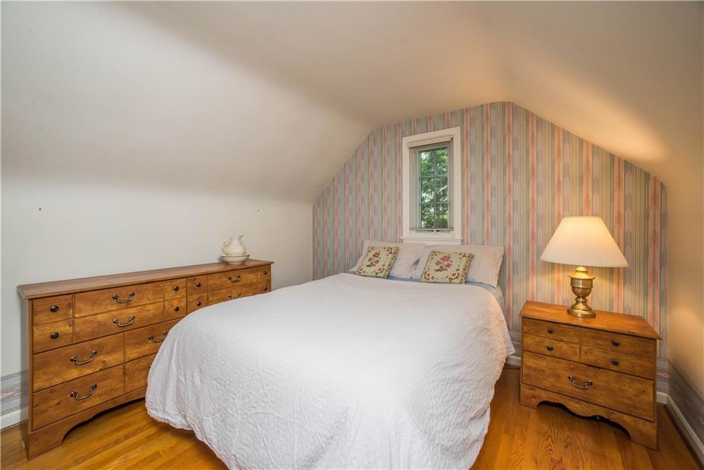 1536 Cochran Road Pittsburgh, PA 15243 - Photo 16 of 25 Gallery Image 16
