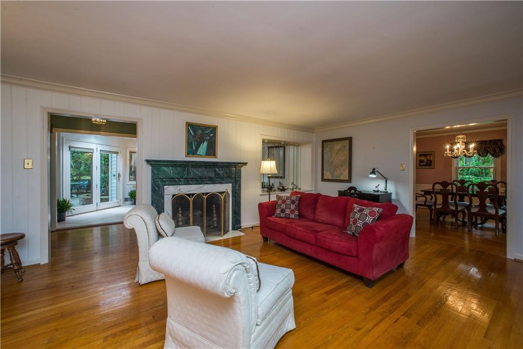 1536 Cochran Road Pittsburgh, PA 15243 - Photo 3 of 25 Gallery Image 3
