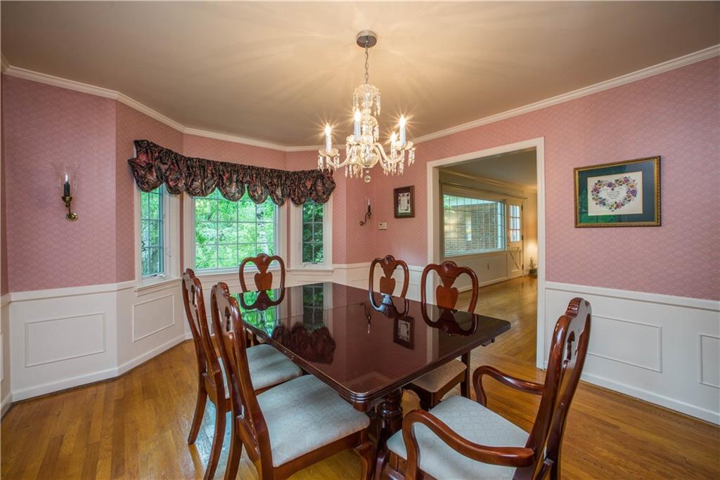 1536 Cochran Road Pittsburgh, PA 15243 - Photo 4 of 25 Gallery Image 4