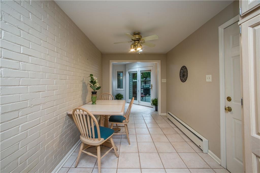 1536 Cochran Road Pittsburgh, PA 15243 - Photo 8 of 25 Gallery Image 8