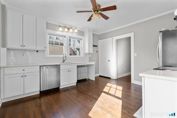 $2,800 | 118 Colonial Road, Stamford, CT 06906