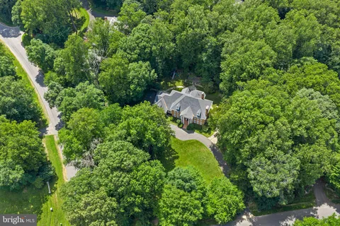$2,550,000 | 190 Falcon Ridge Road, Great Falls, VA 22066