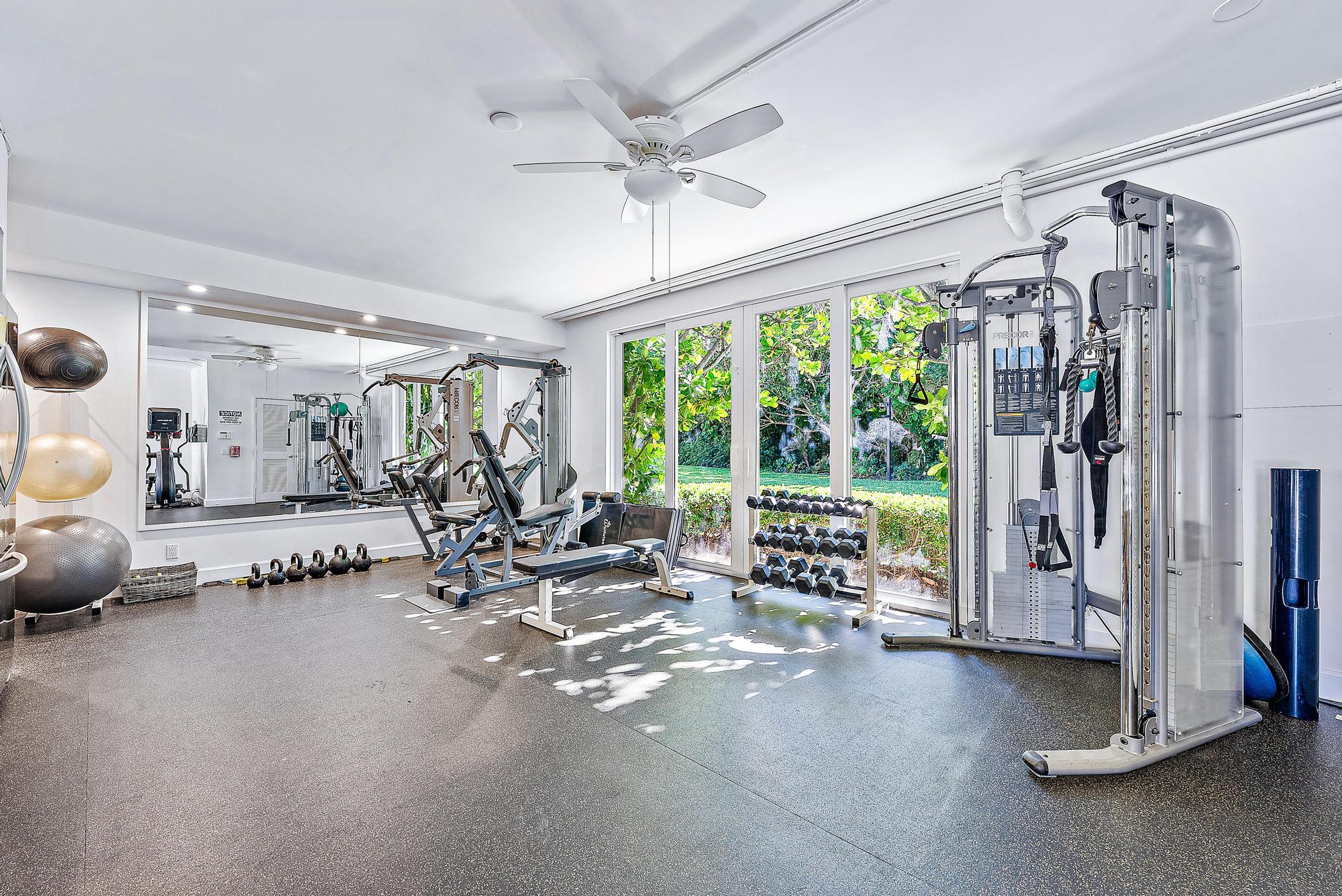 2500 South Ocean Boulevard, Unit 1 D 2 Palm Beach, FL 33480 - Photo 29 of 42 a view of a room with gym equipment