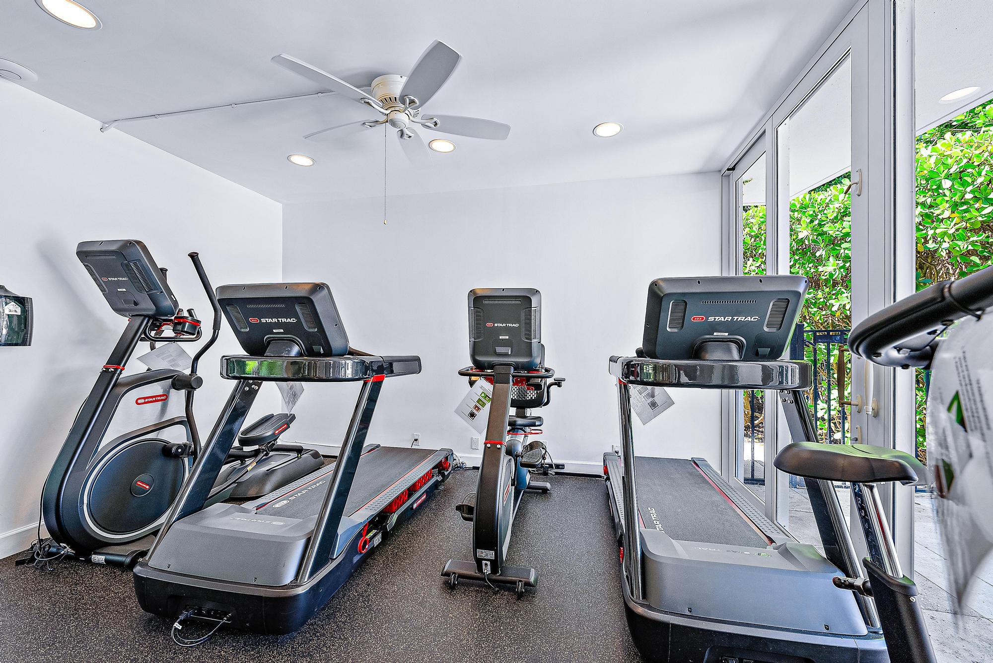 2500 South Ocean Boulevard, Unit 1 D 2 Palm Beach, FL 33480 - Photo 30 of 42 a view of a room with gym equipment