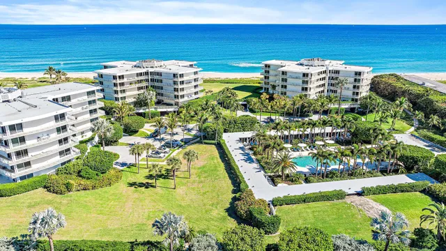 $2,895,000 | 2500 South Ocean Boulevard, Unit 1 D 2, Palm Beach, FL 33480