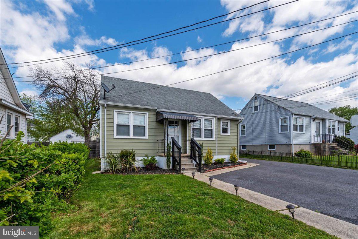 1228 Spring Avenue Baltimore, MD 21237 - Photo 2 of 34