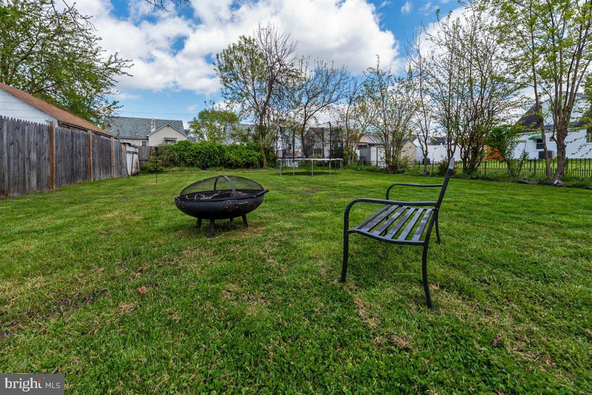 1228 Spring Avenue Baltimore, MD 21237 - Photo 5 of 34