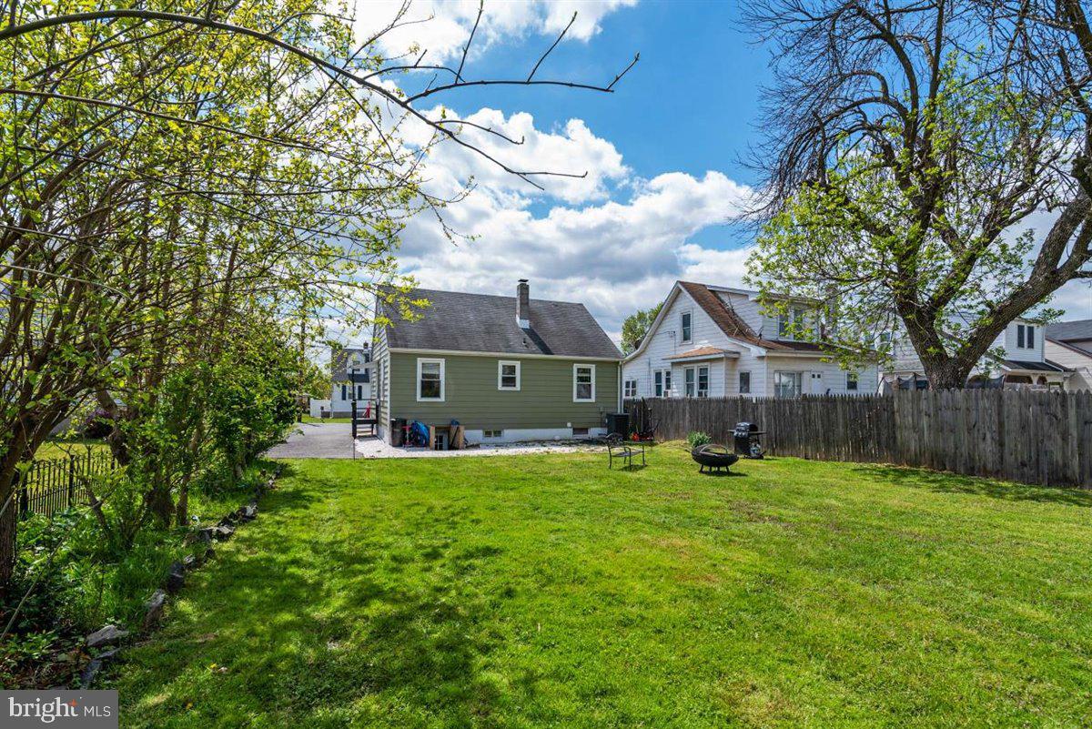 1228 Spring Avenue Baltimore, MD 21237 - Photo 9 of 34