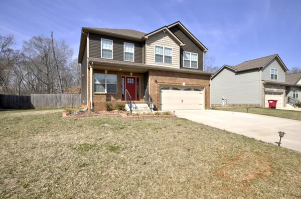 $2,300 | 2340 Colston Drive, Clarksville, TN 37042
