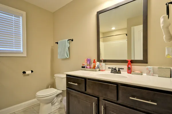 $2,300 | 2340 Colston Drive, Clarksville, TN 37042