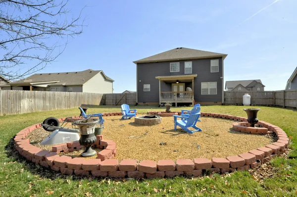 $2,300 | 2340 Colston Drive, Clarksville, TN 37042