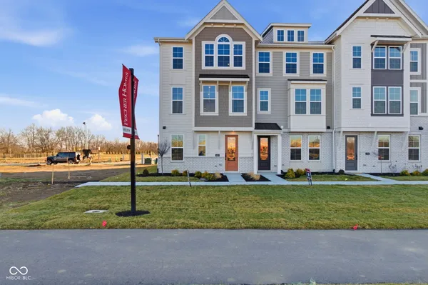 $2,700 | 426 Elite Street, Westfield, IN 46074