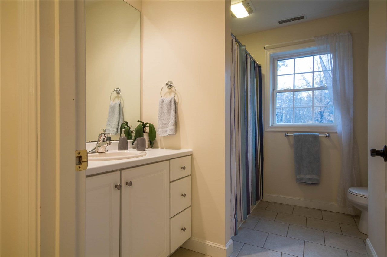 24 Eastgate Road Derry, NH 03038 - Photo 25 of 33 Gallery Image 25