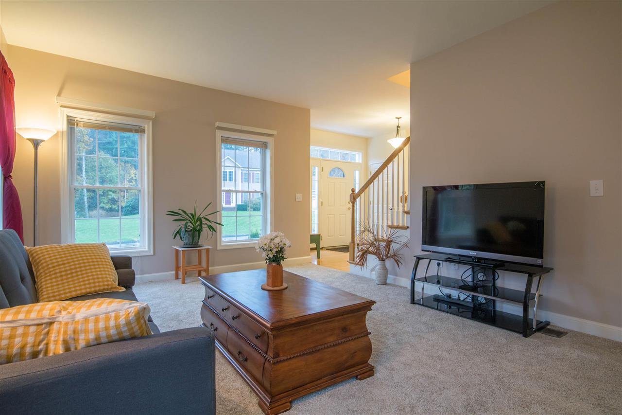 24 Eastgate Road Derry, NH 03038 - Photo 6 of 33 Gallery Image 6