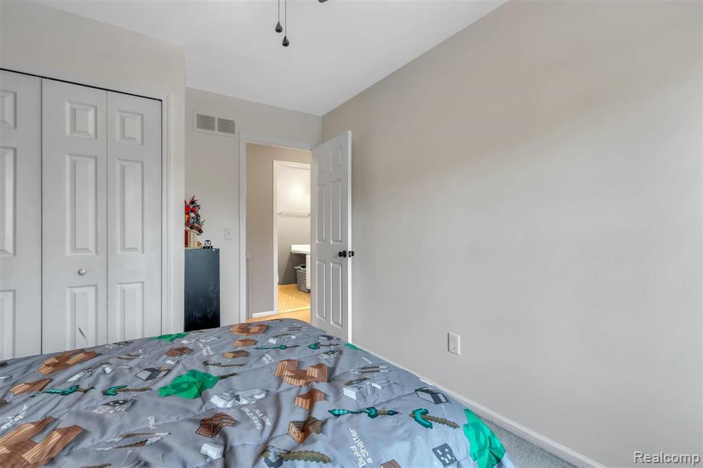 462 Whitney Drive Rochester Hills, MI 48307 - Photo 32 of 49