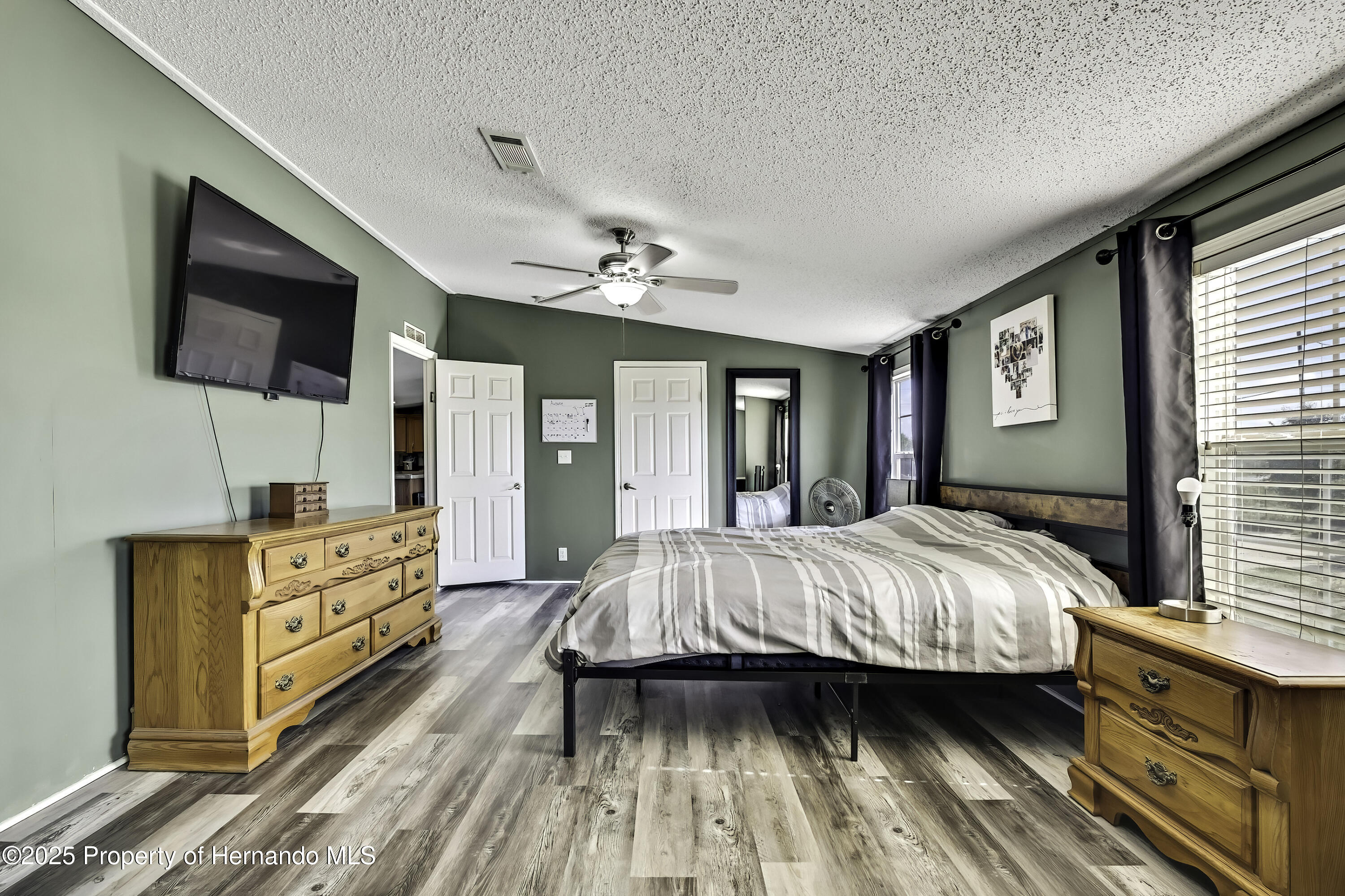 11089 Fulmar Road Weeki Wachee, FL 34614 - Photo 21 of 59 11089 Fulmar Rd (17 of 60)
